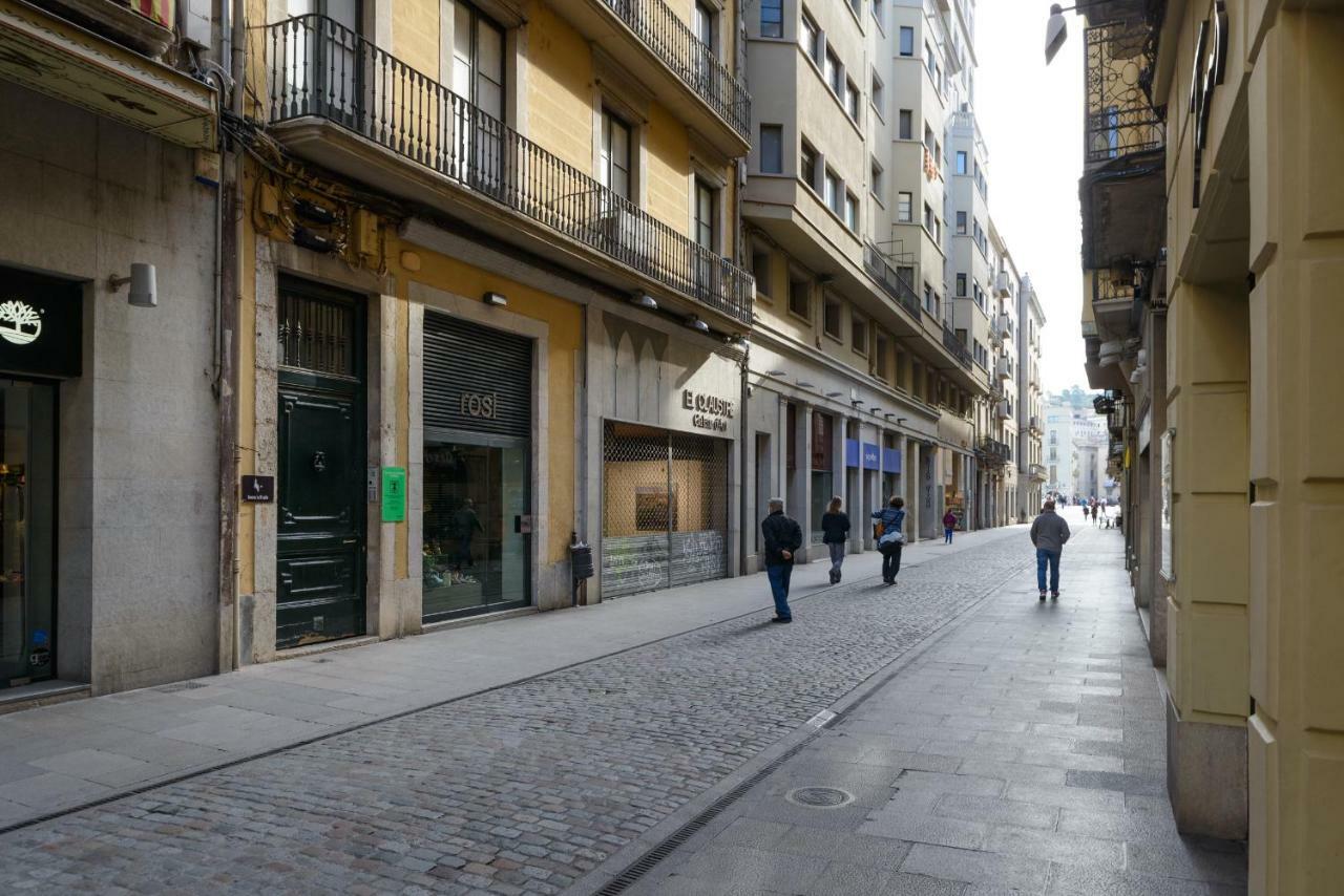 Apg Carrer Nou 10 Apartment Girona Luaran gambar